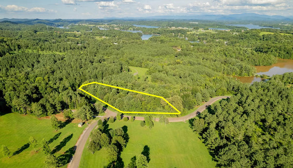 Beautiful large wooded 2.54 Acres lot with 3 side road with privacy and views. Close in to Tellico lake