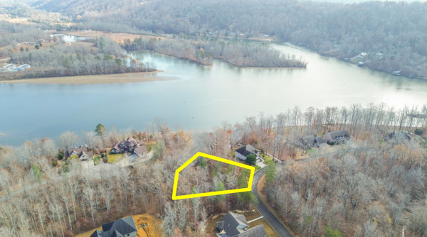.40 acre Water front lot on a cul de sac street- Enjoy the gift of Emory River