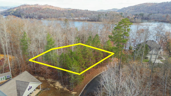 .40 acre Water front lot on a cul de sac street- Enjoy the gift of Emory River