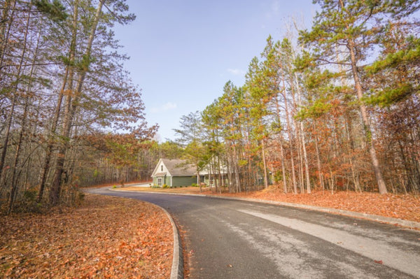 .40 acre Water front lot on a cul de sac street- Enjoy the gift of Emory River