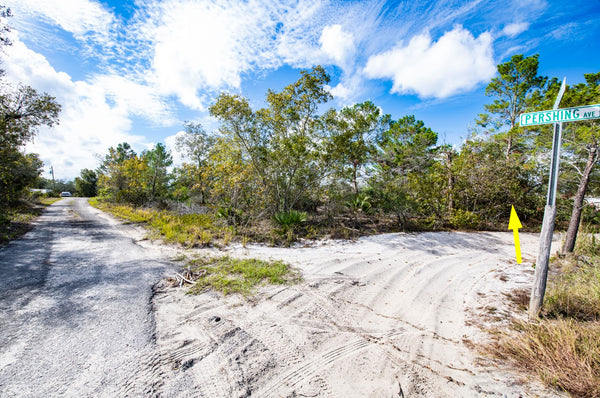 Residential .25 Acre Lot nearby 27 Lakes and minutes to Boat Ramp