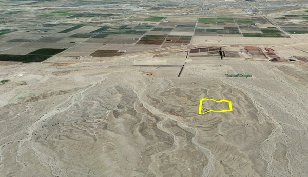 LARGE LOT WITH A GREAT VIEW! Rare 10 Acre Mixed Usage! Located near Salton Sea and Joshua tree.